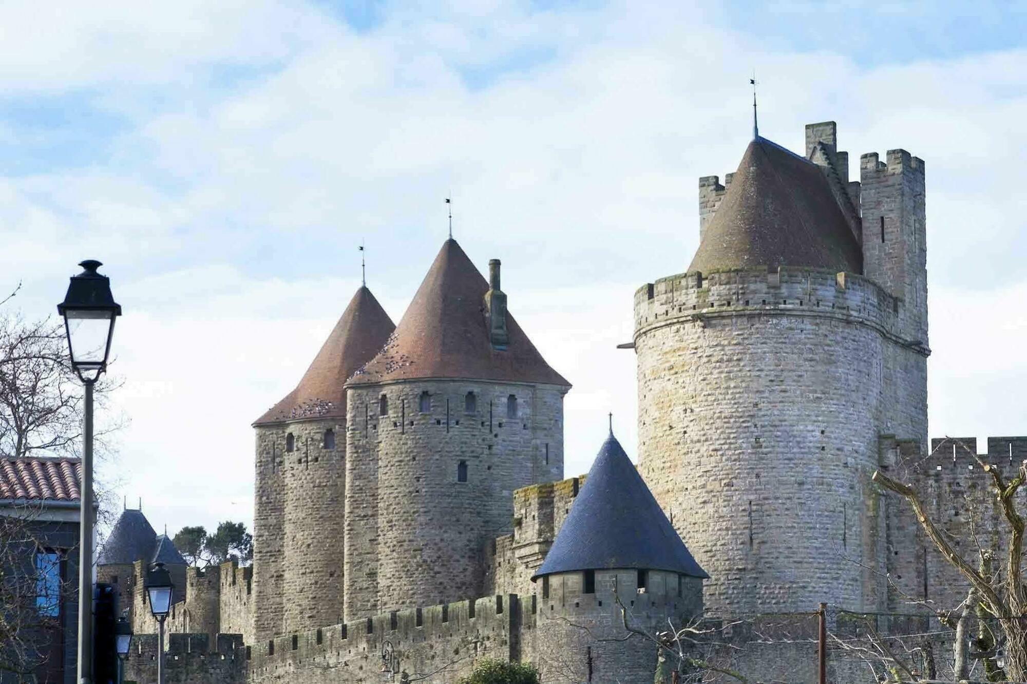 Mercure Carcassonne La Cité Esterno foto
